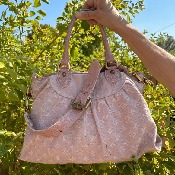 💕 SOLD | Louis Vuitton Pink Denim Neo Cabby💕 - Picture 16 of 17